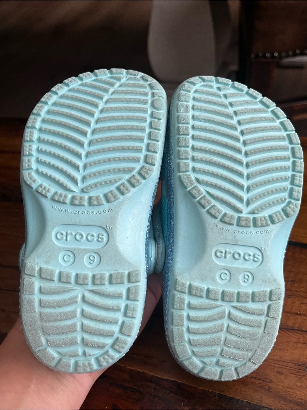 CROCS Kids Light Blue Elsa Frozen Clog Sandals - Picture 5 of 5